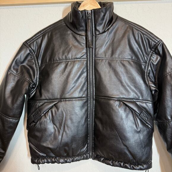 Women's Vila Black Bomber Puffer Zip Front Jacket Size Medium NEW - Picture 3 of 9